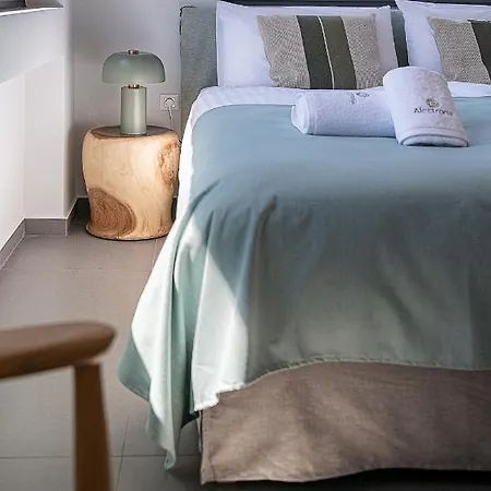 Alectrona Living Crete, Acro
